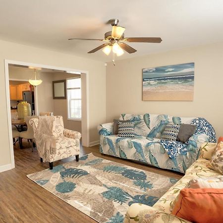 Kannapolis Elegant Townhouse - Pet Friendly ภายนอก รูปภาพ
