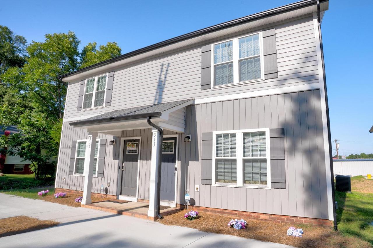 Kannapolis Elegant Townhouse - Pet Friendly ภายนอก รูปภาพ