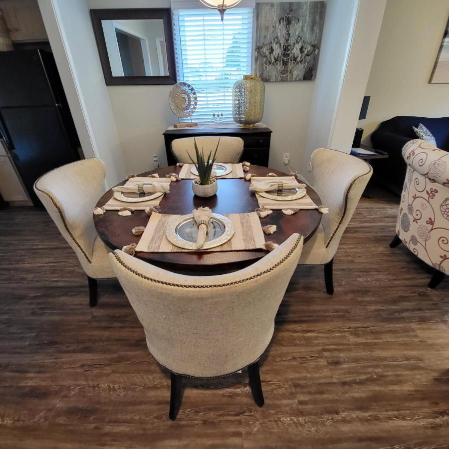 Kannapolis Elegant Townhouse - Pet Friendly ภายนอก รูปภาพ